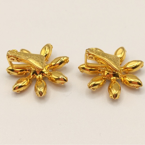 B. David Vintage Gold Tone Citrine/Topaz Crystal Floral Clip Earrings - Picture 4 of 9